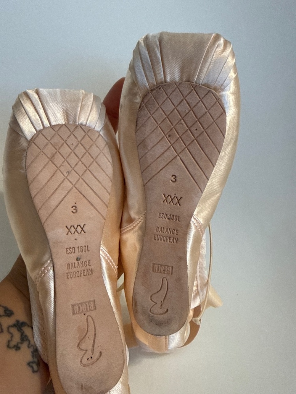 Bloch pointe shoe european balance